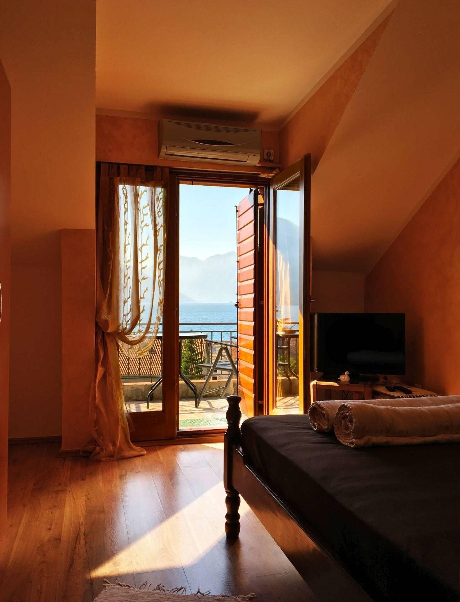 Apartments Nikcevic Kotor Bagian luar foto